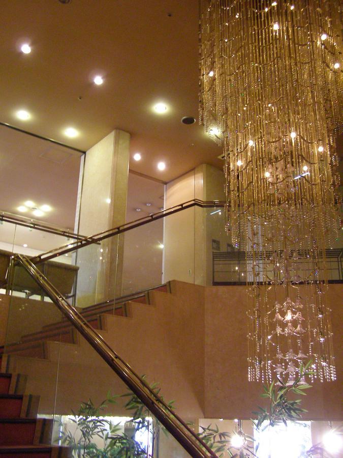 Ichikawa Grand Hotel Bagian luar foto