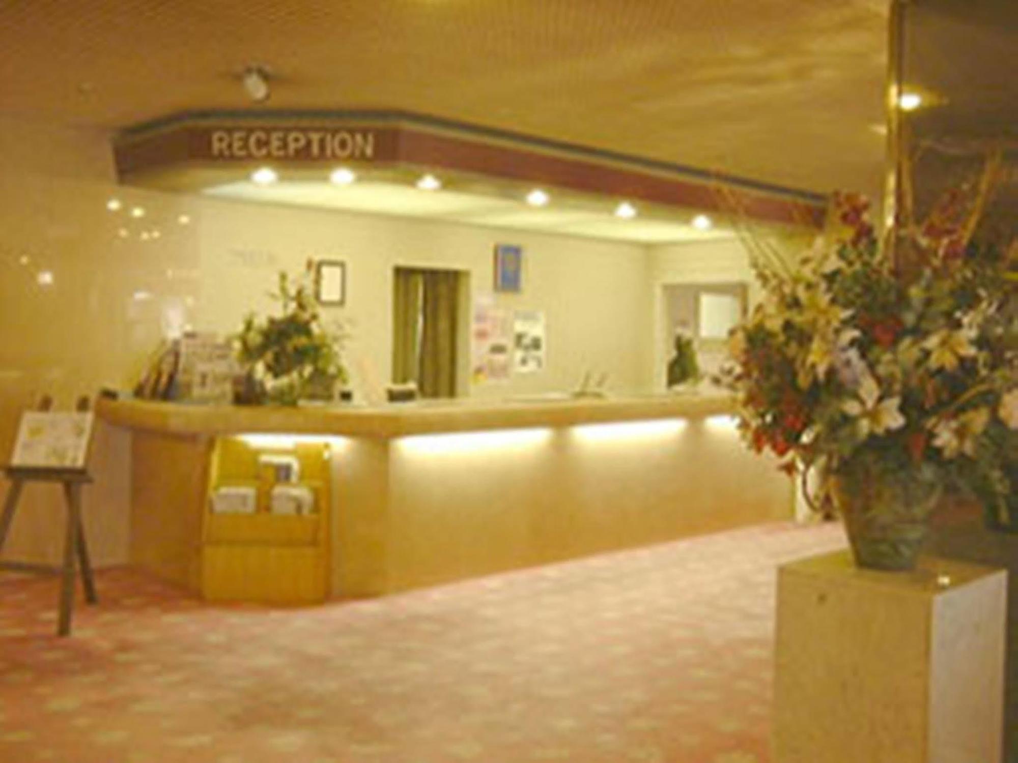 Ichikawa Grand Hotel Bagian luar foto