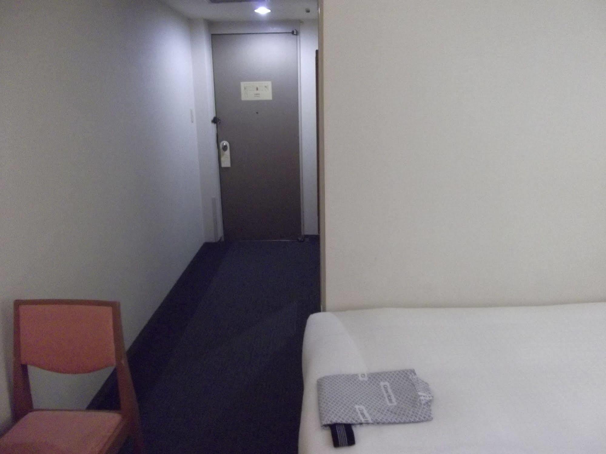 Ichikawa Grand Hotel Bagian luar foto